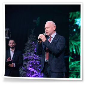 17-18 грудня 2025 року під патронатом Міського голови Ігоря Терехова відбулися концерти мистецьких колективів міста Харкова з нагоди Новорічних свят для працівників комунальних підприємств, закладів охорони здоров’я, освіти, соціальної сфери, районних адміністрацій і структурних підрозділів міськради.