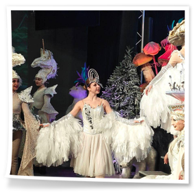 23 грудня 2025 року у безпечній локації відбулася прем’єра новорічної вистави «Зелений велетень»